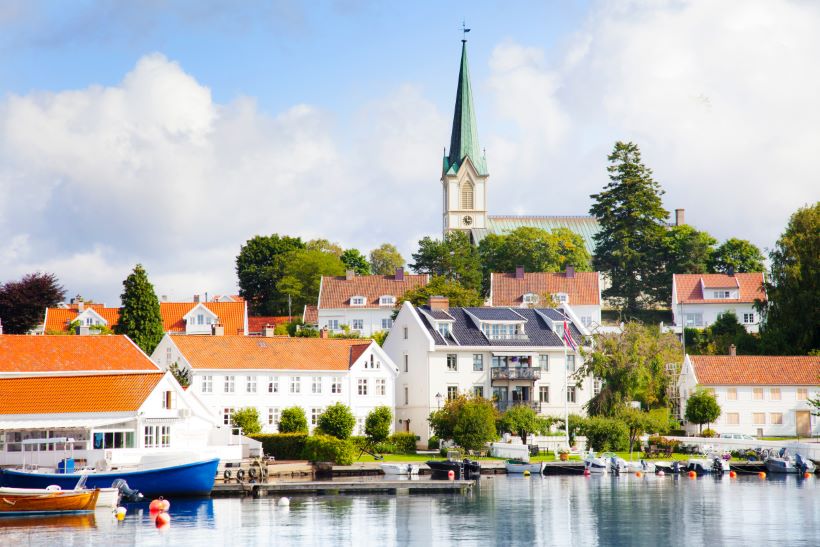 real estate agent Lillesand