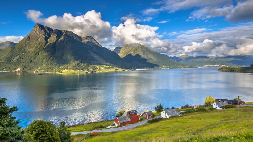 real estate agent Volda